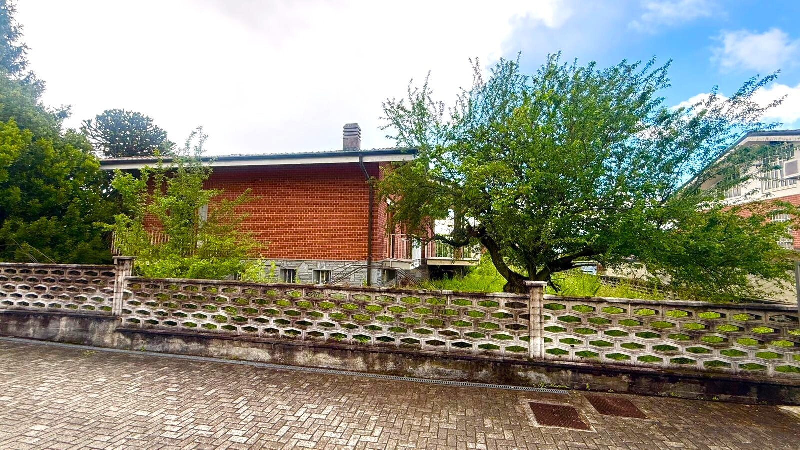 Villa da ristrutturare in via chiapp� 14, Nole