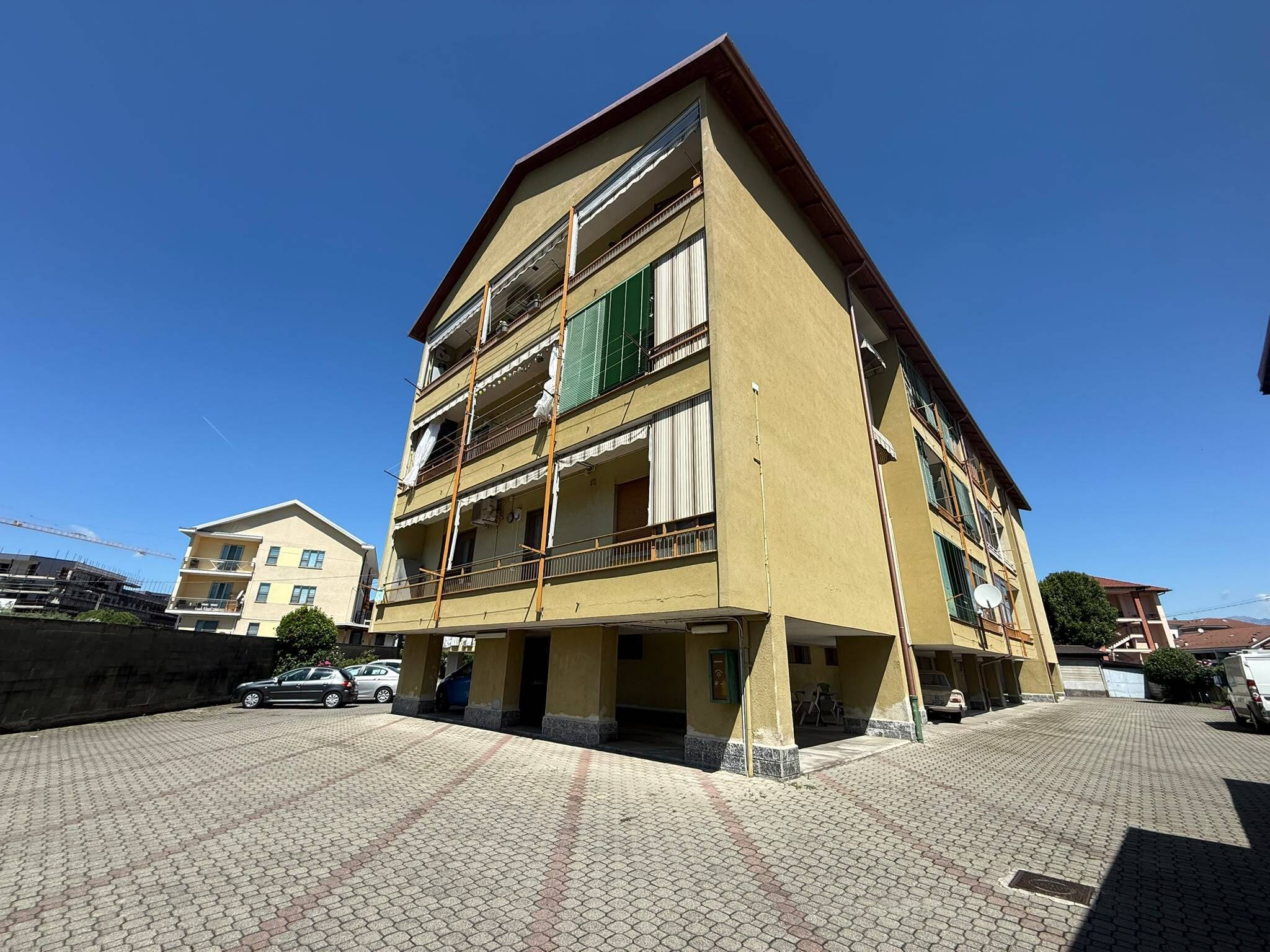 Appartamento da ristrutturare in via trieste 44, Ciri�