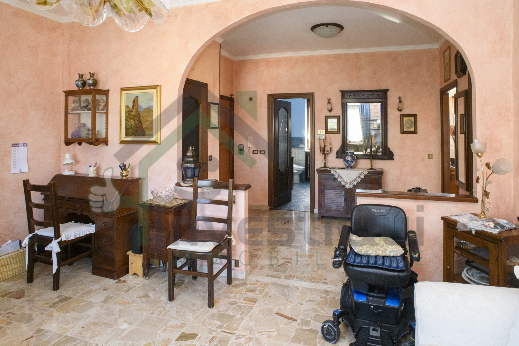 Trilocale con giardino in via faletti 33, Nole