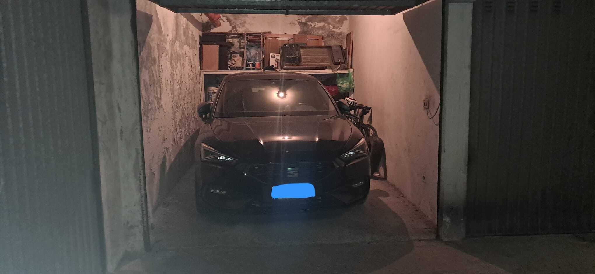 Posto auto coperto in vendita in via giosu� carducci 5, Ciri�
