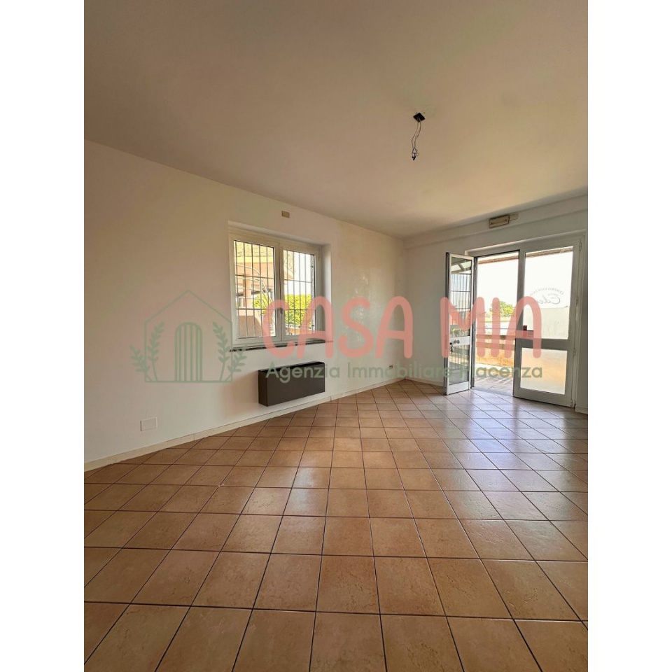 Studio/Ufficio in vendita a Rottofreno, San Nicol