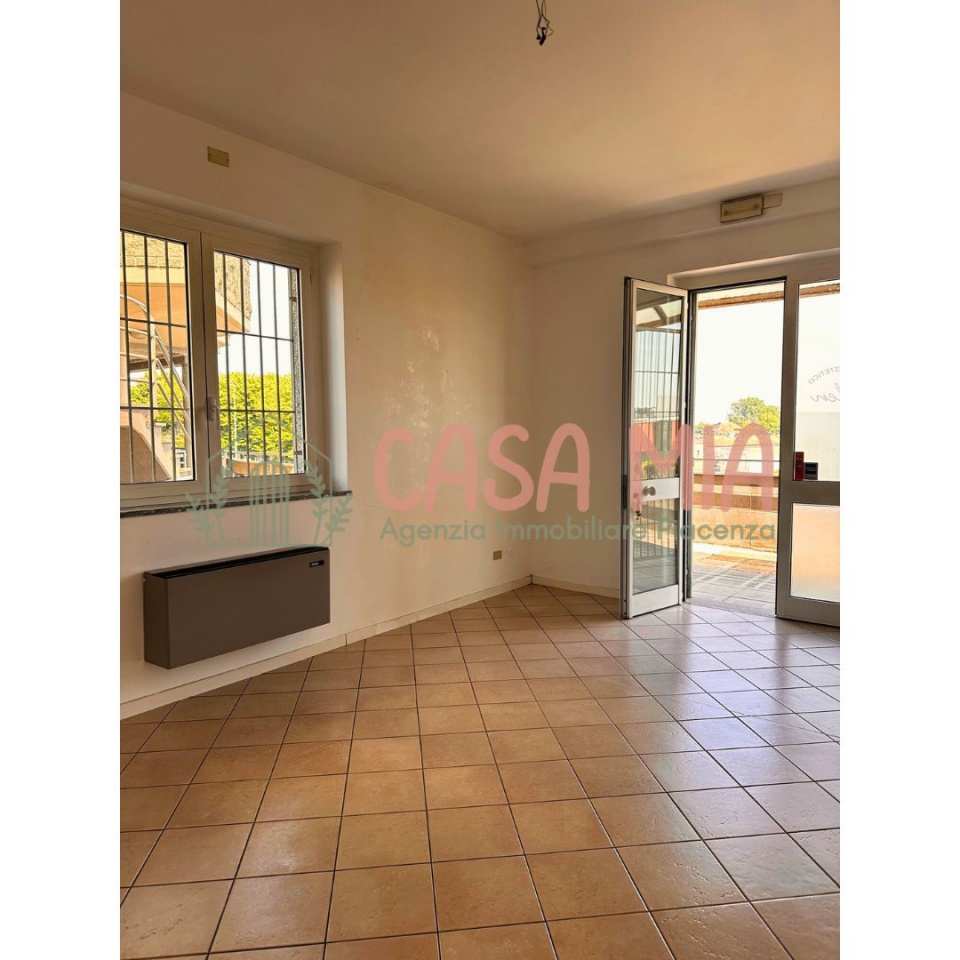 Studio/Ufficio in vendita a Rottofreno, San Nicol