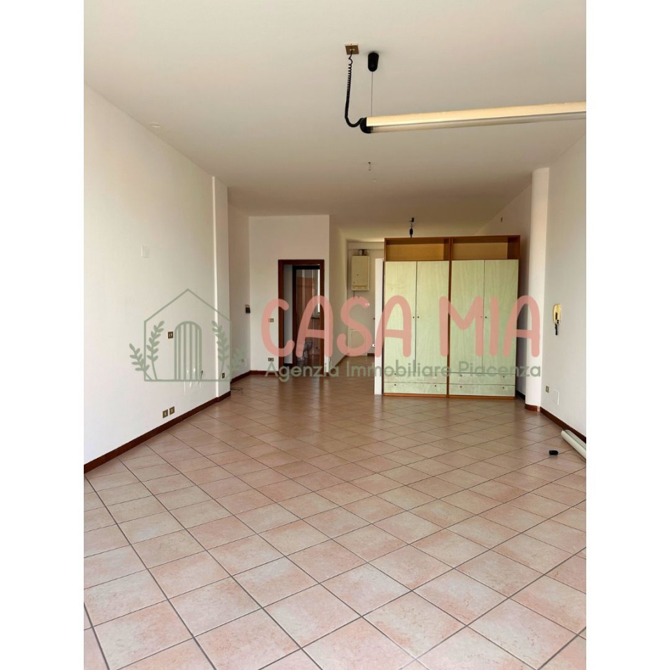 Studio/Ufficio in vendita a Rottofreno, San Nicol