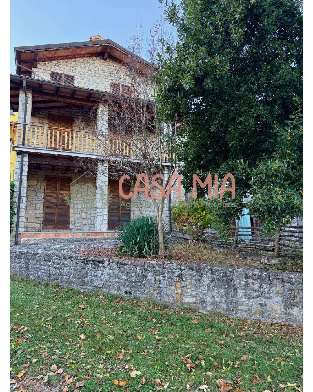 Casa semi indipendente in vendita a Colli Verdi