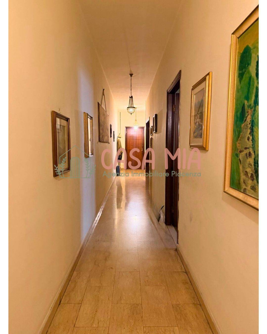 Appartamento in vendita a Piacenza