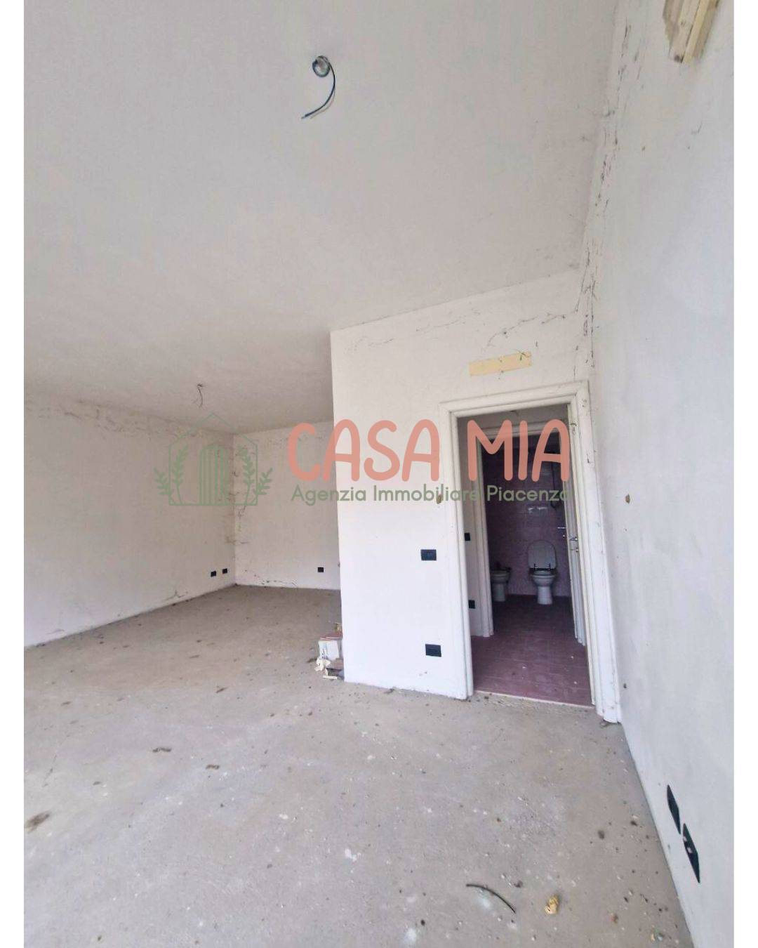 Negozio in vendita a Rottofreno, San Nicol