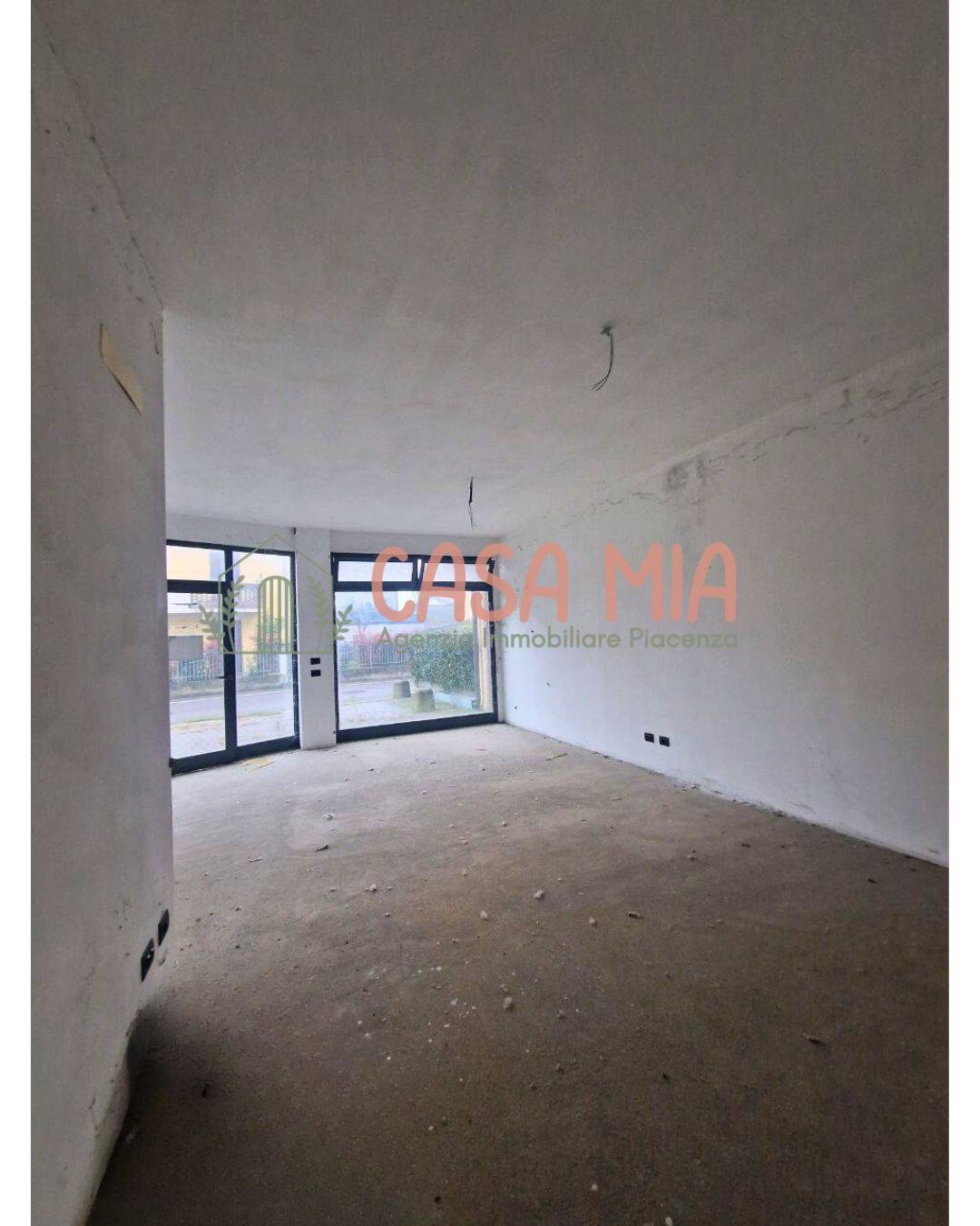 Negozio in vendita a Rottofreno, San Nicol