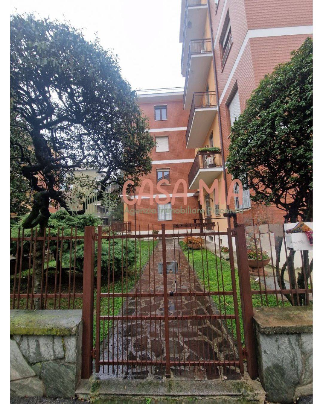 Appartamento in vendita a Piacenza, Zona stadio