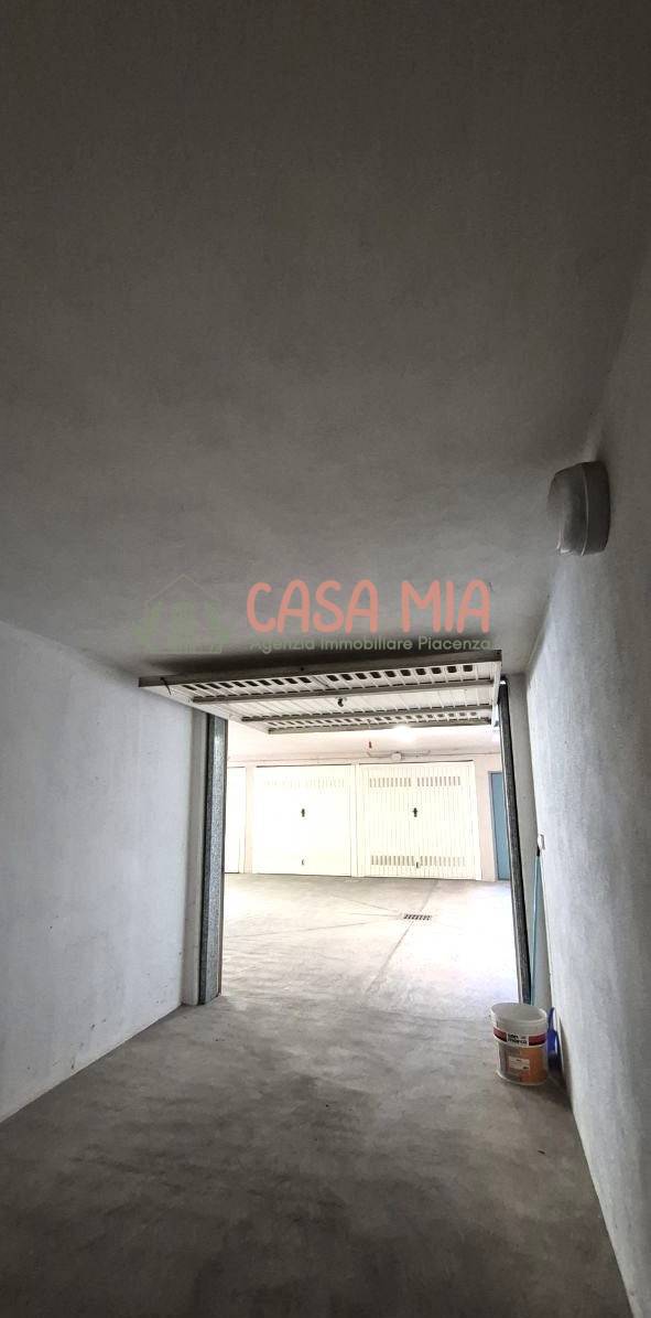 Box o garage in vendita a Rottofreno, San Nicol
