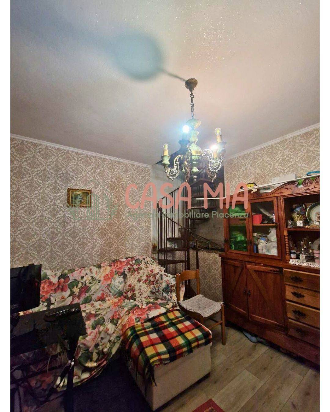 Casa semi indipendente in vendita a Ziano Piacentino