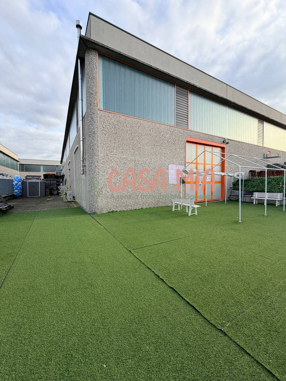 Attivit commerciale in vendita a Calendasco