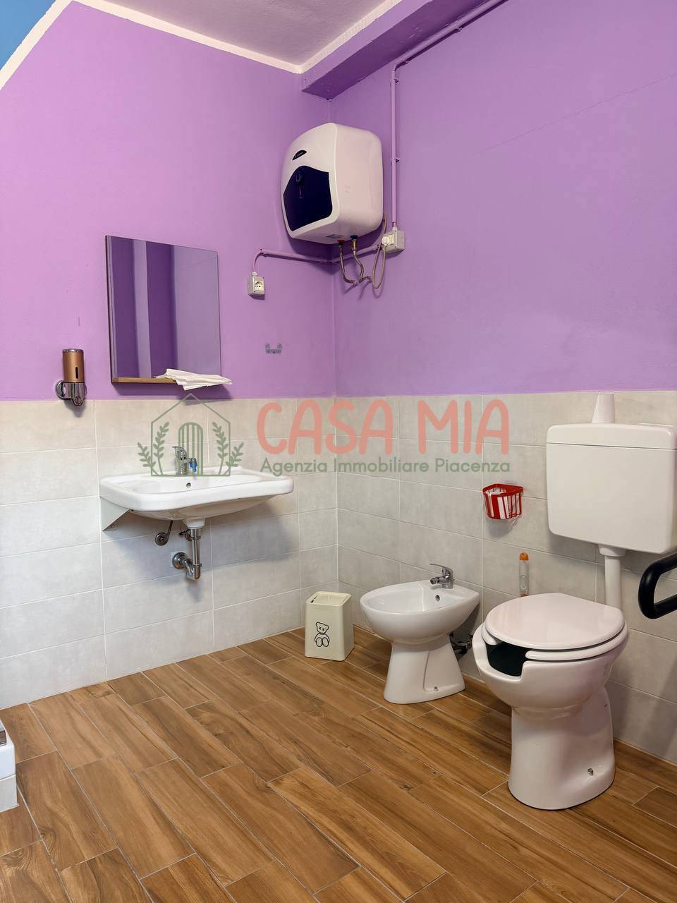 Attivit commerciale in vendita a Calendasco