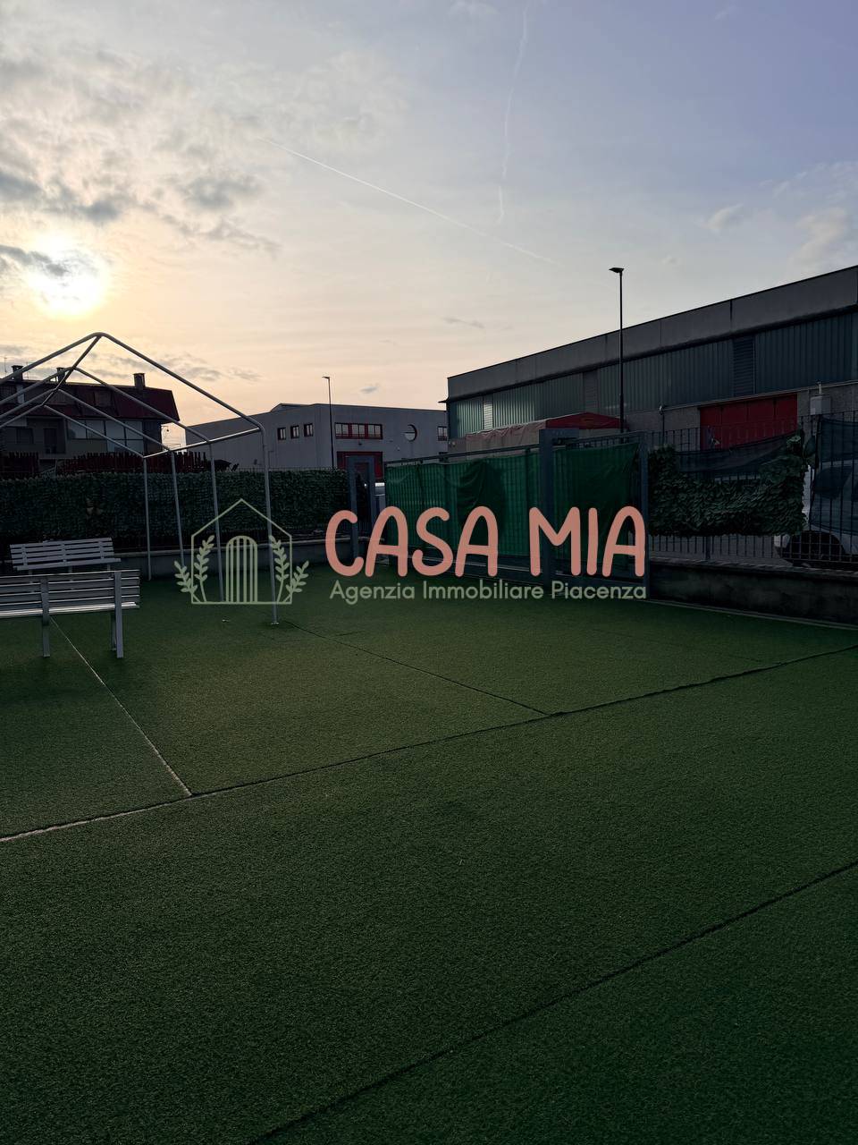 Attivit commerciale in vendita a Calendasco