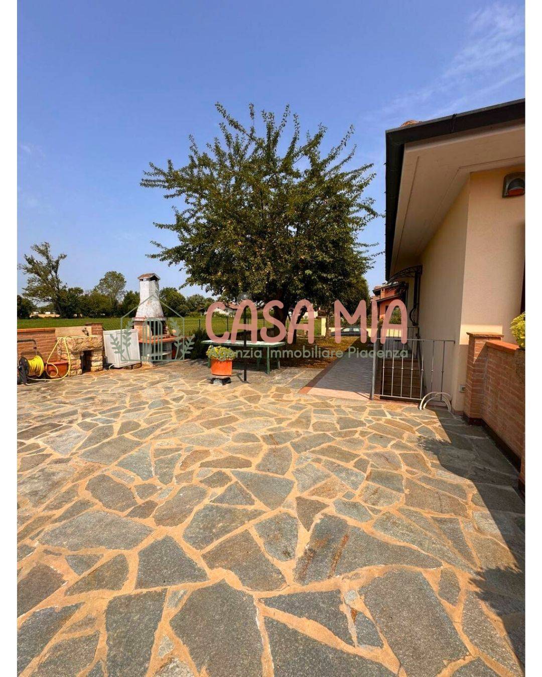 Villetta Bifamiliare in vendita a Gazzola, Tuna