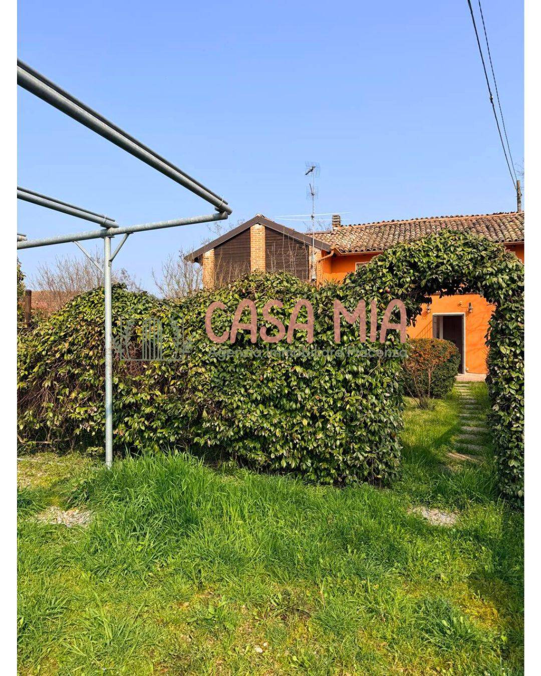 Casa singola in vendita a Rottofreno, Santimento