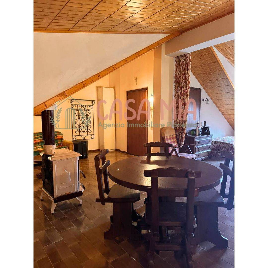 Appartamento in vendita a Ferriere