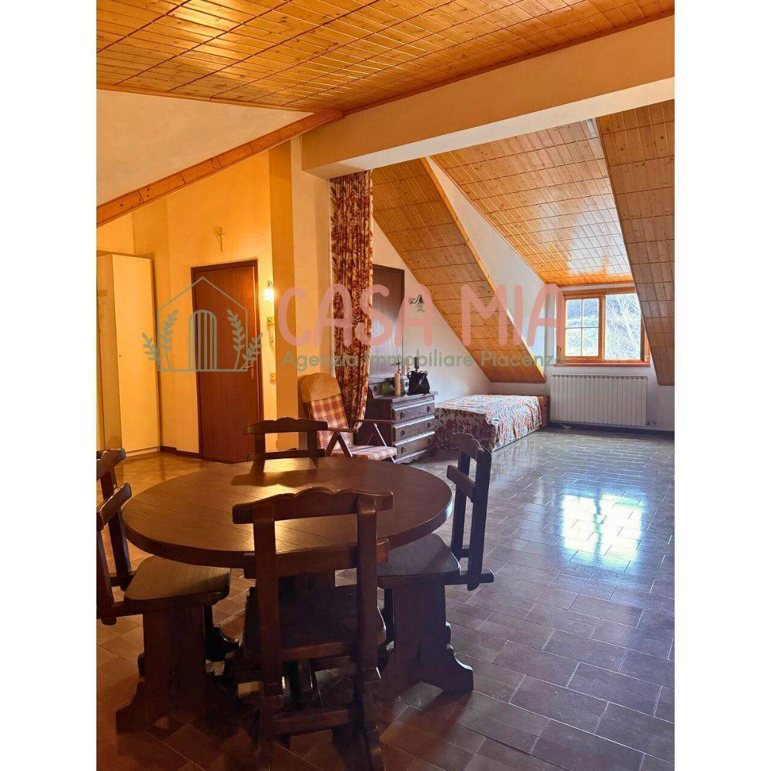 Appartamento in vendita a Ferriere