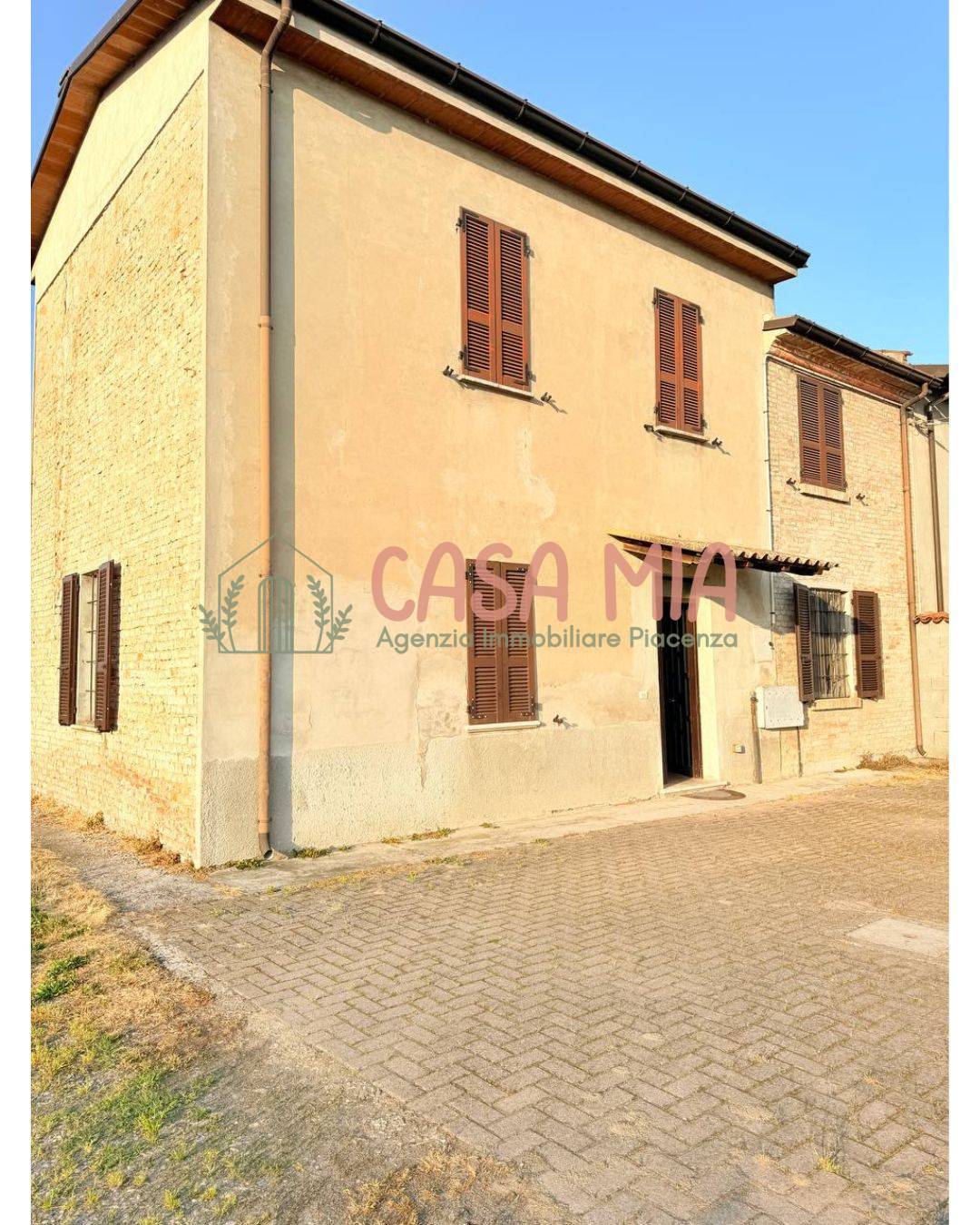 Casa semi indipendente in vendita a Calendasco