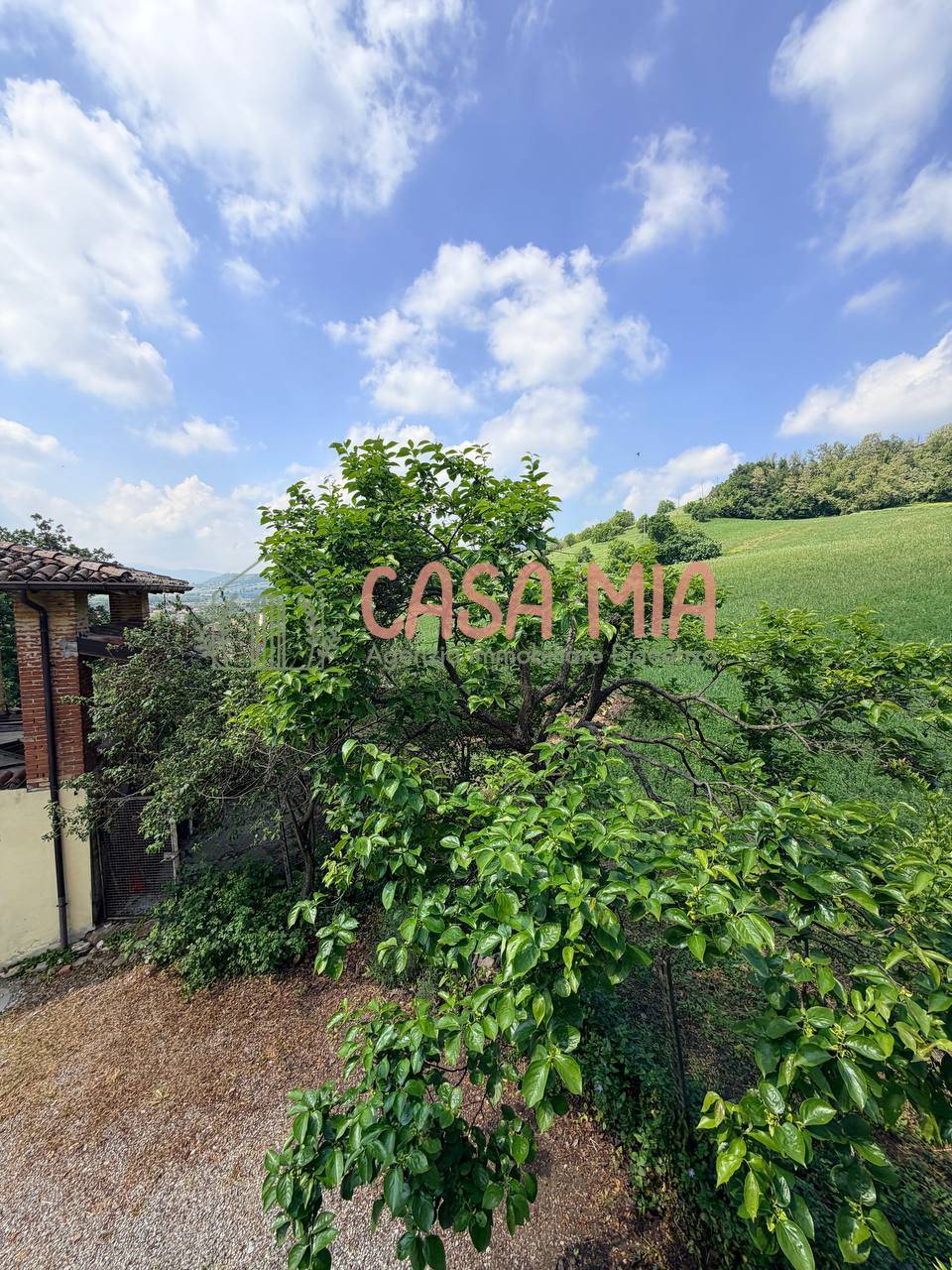 Villa in vendita a Alta Val Tidone