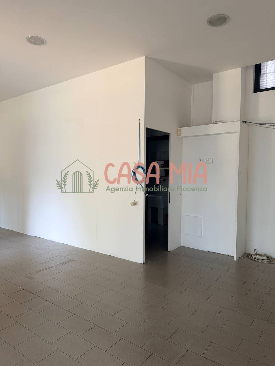 Studio/Ufficio in affitto a Piacenza, Infrangibile