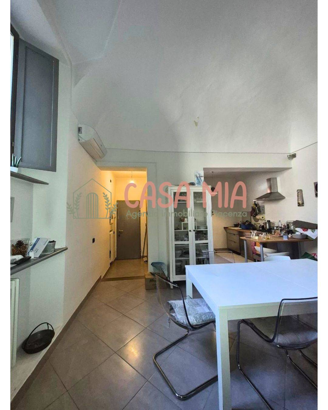 Appartamento in vendita a Piacenza, Centro storico