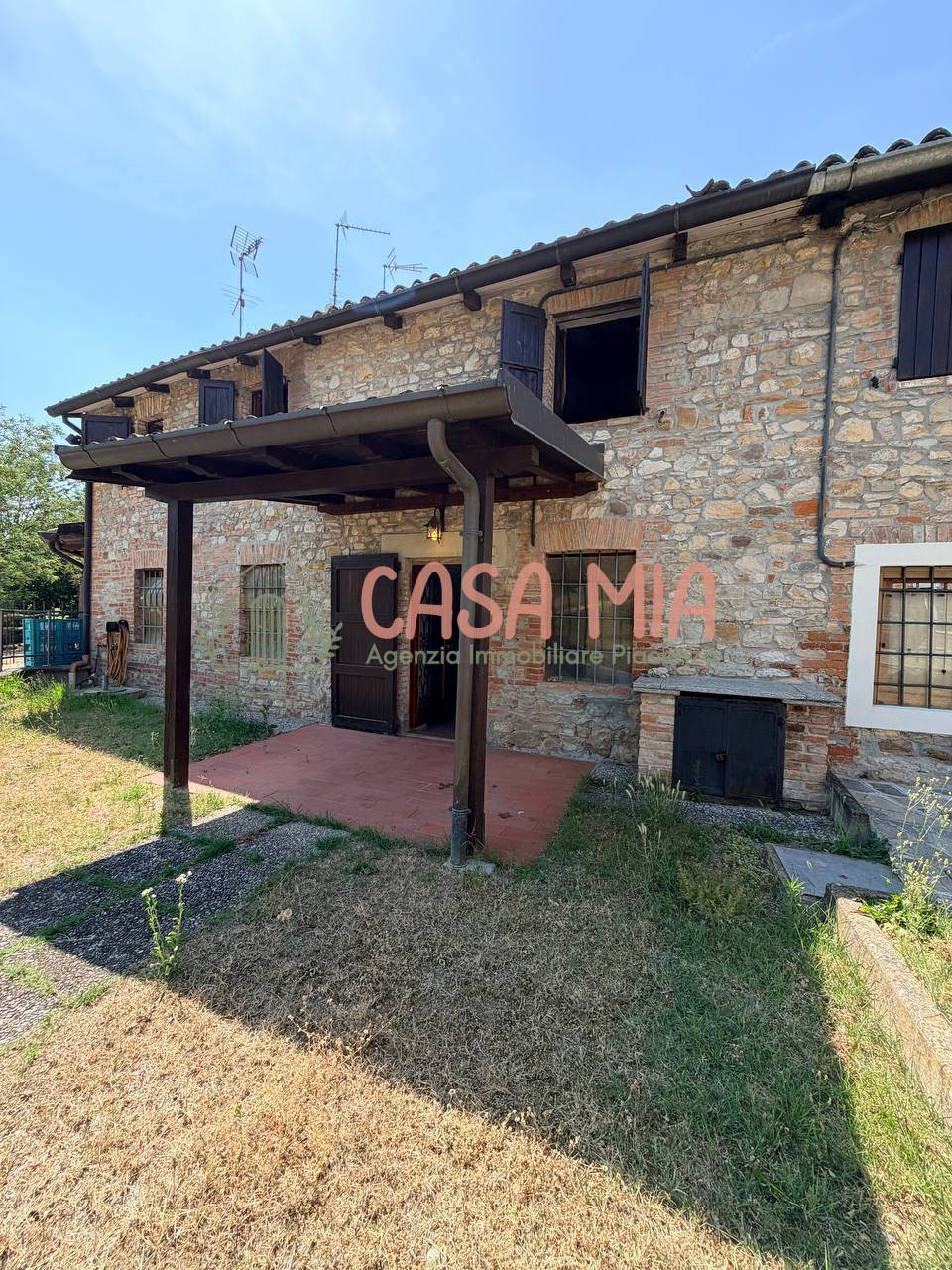 Casa semi indipendente in vendita a Carpaneto Piacentino