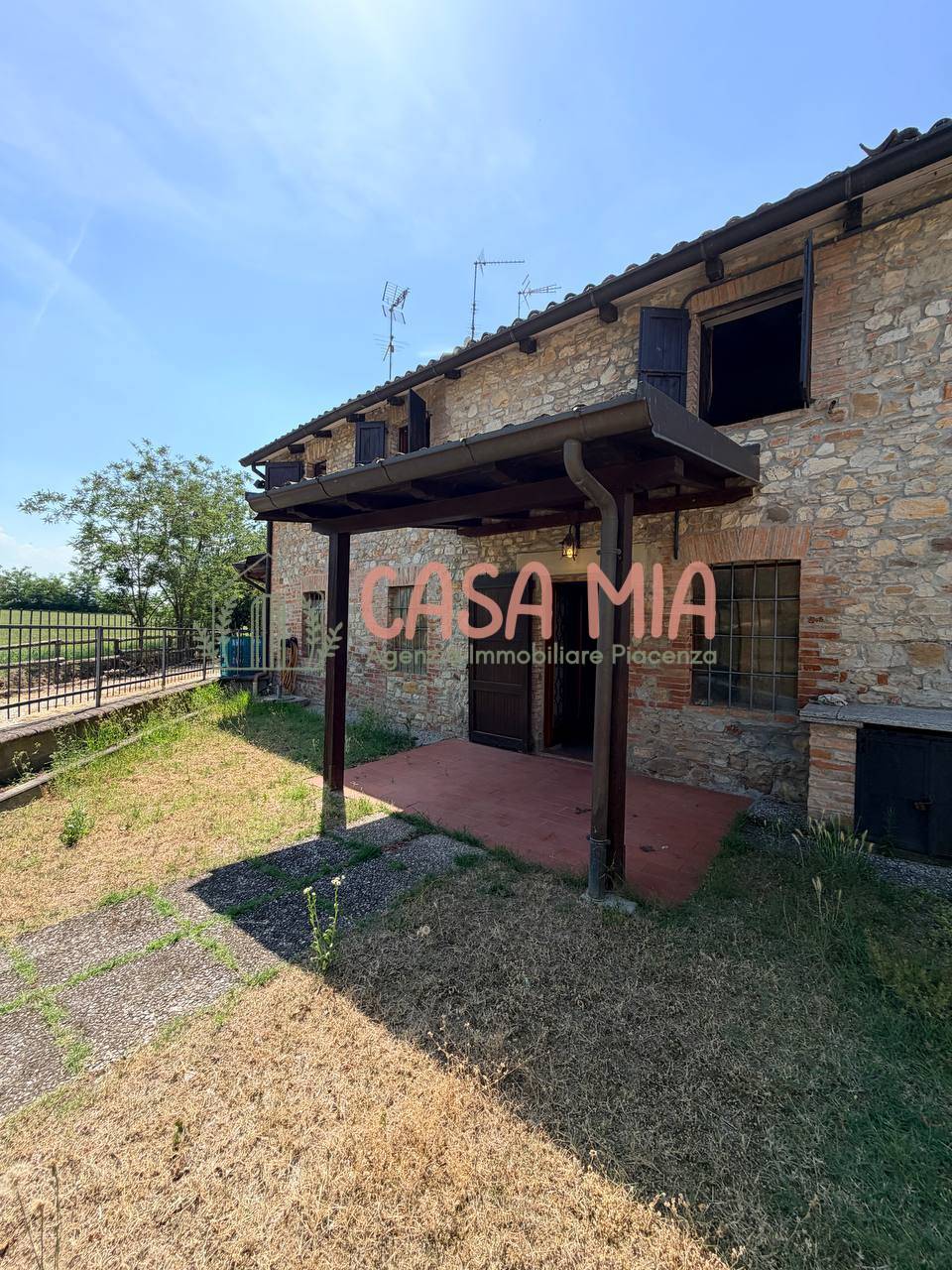 Casa semi indipendente in vendita a Carpaneto Piacentino