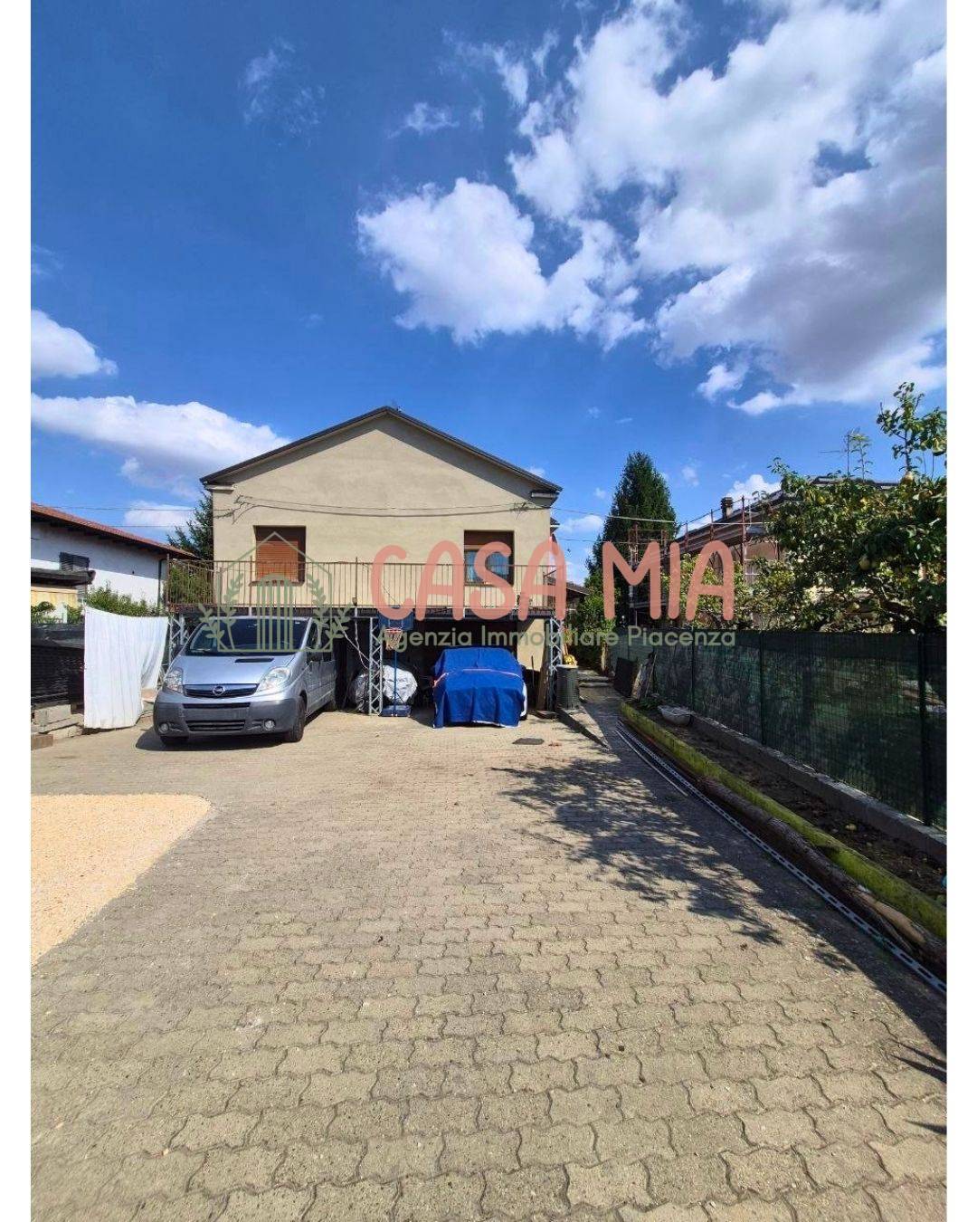 Villa in vendita a Castel San Giovanni