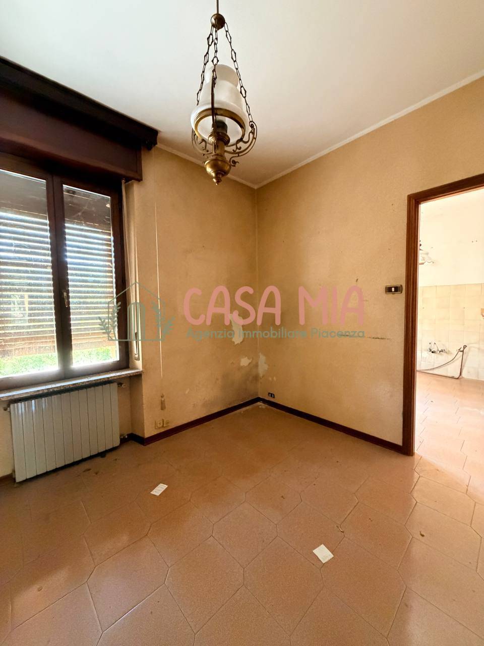 Casa semi indipendente in vendita a Piozzano