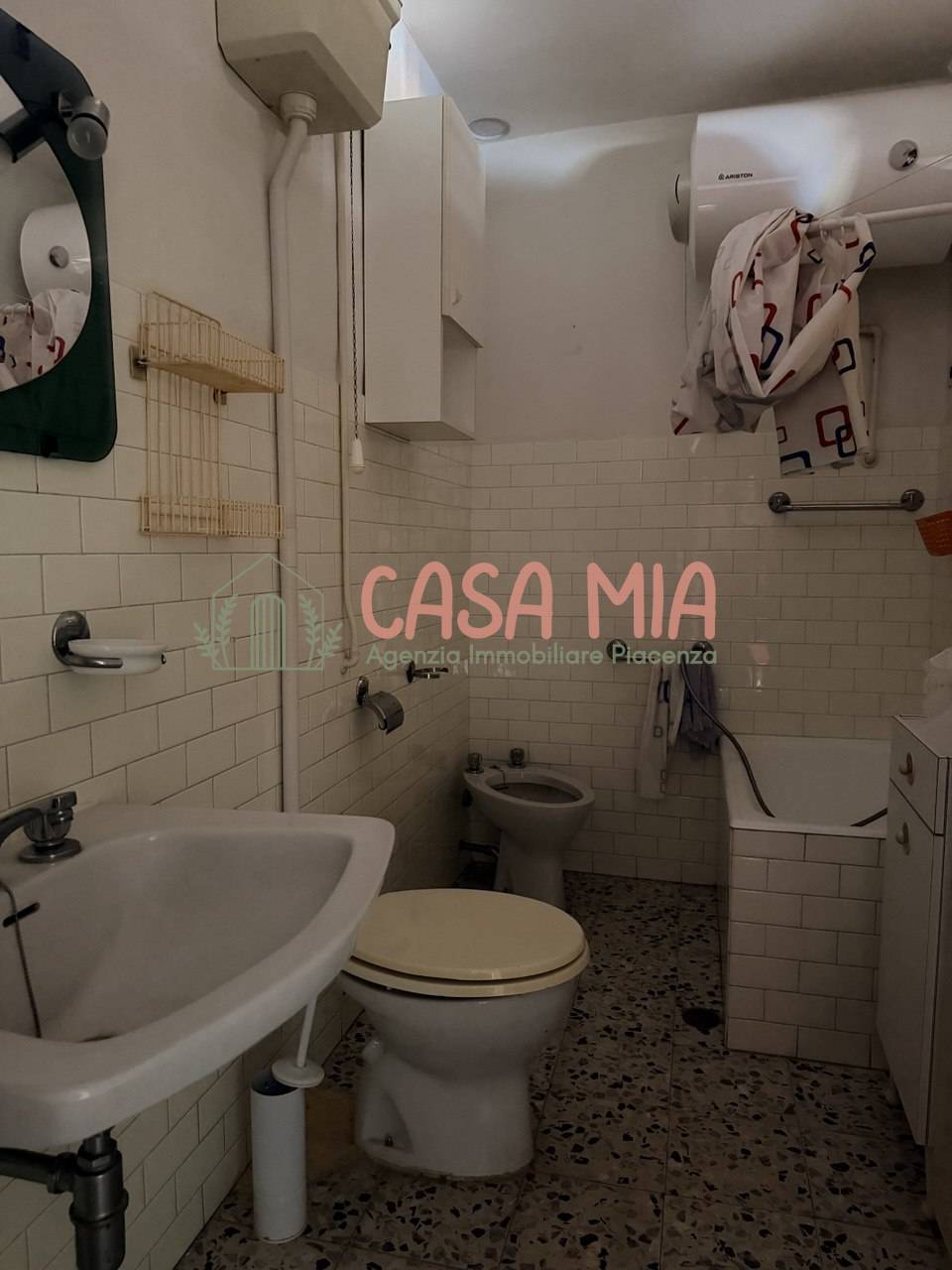 Casa semi indipendente in vendita a Gazzola, Momeliano