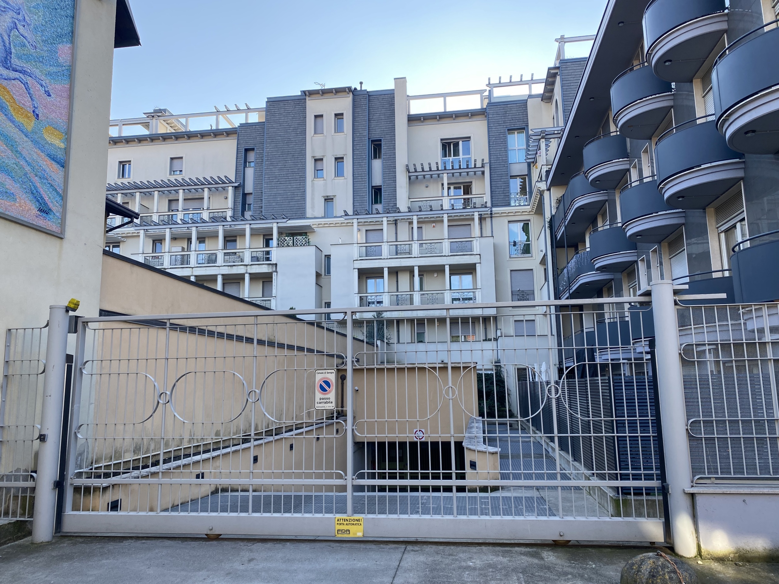 Magazzino nuovo in via dante alighieri 51, Seregno