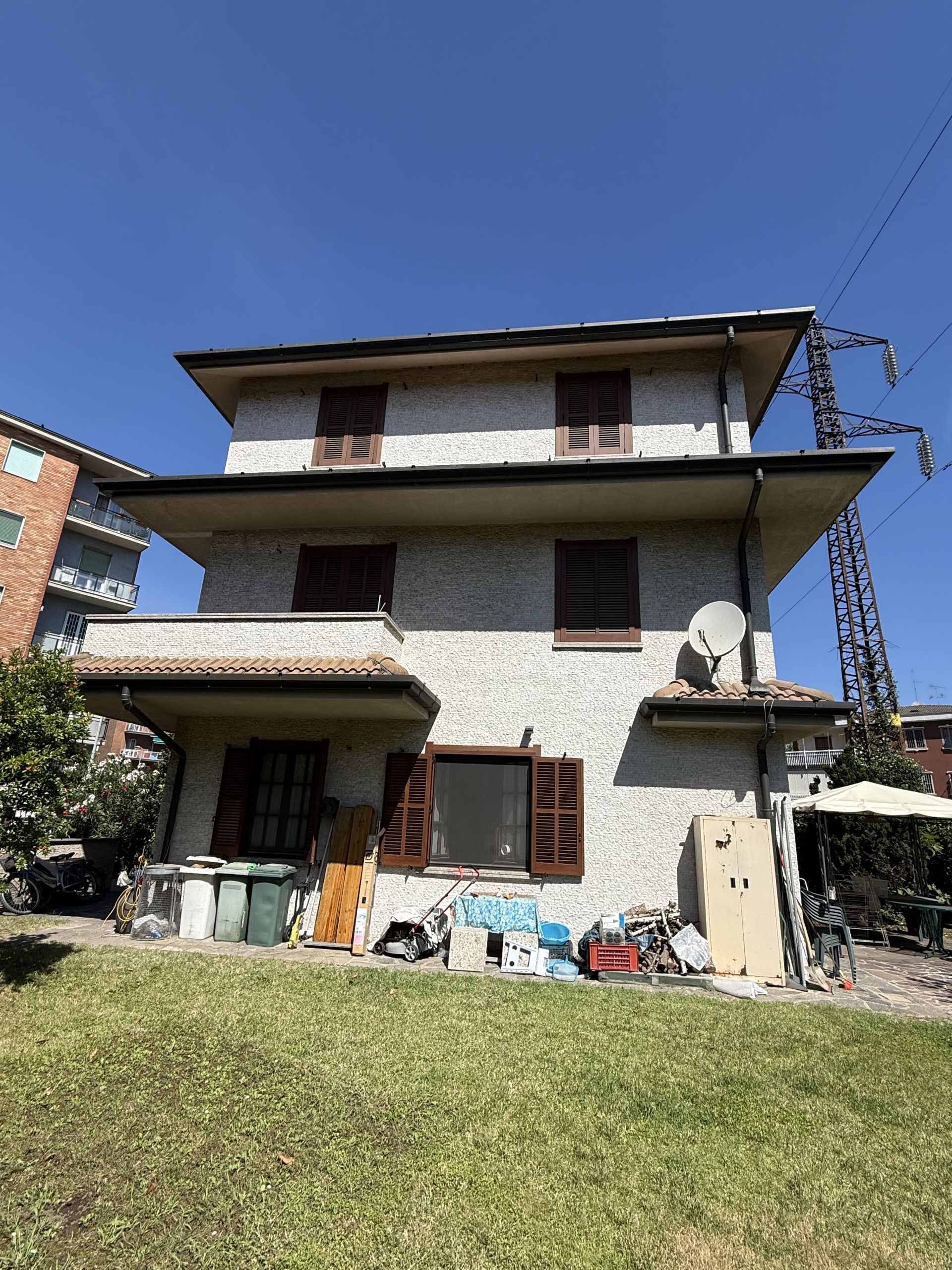 Casa indipendente con giardino in via filippo beltrame 20, Vimodrone