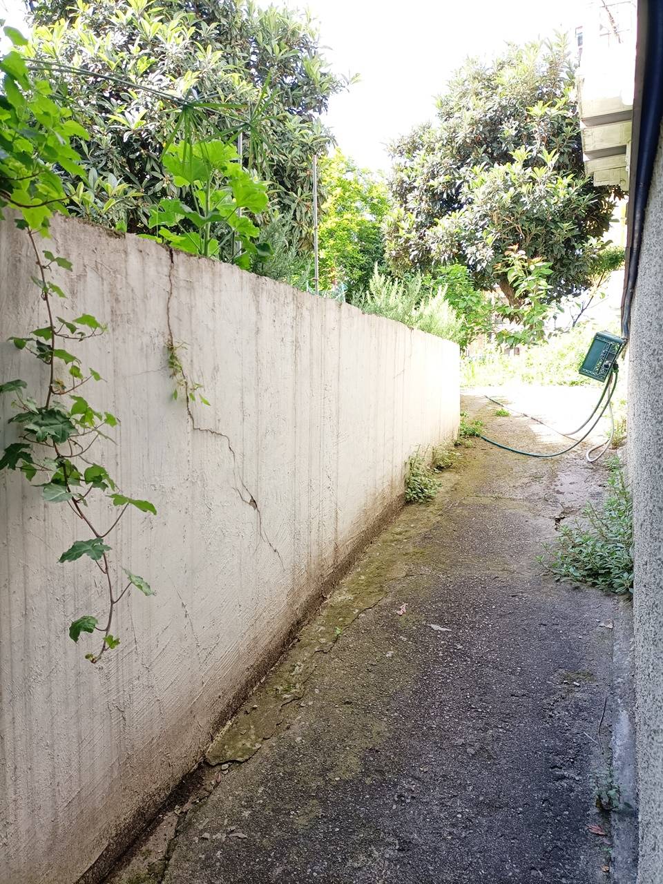 Locale commerciale in vendita a Milano, Romolo