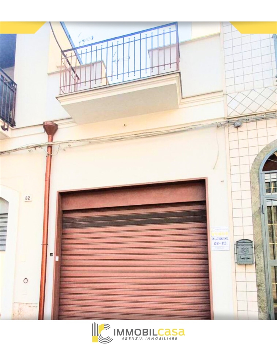 Magazzino in vendita, Altamura via vittorio veneto