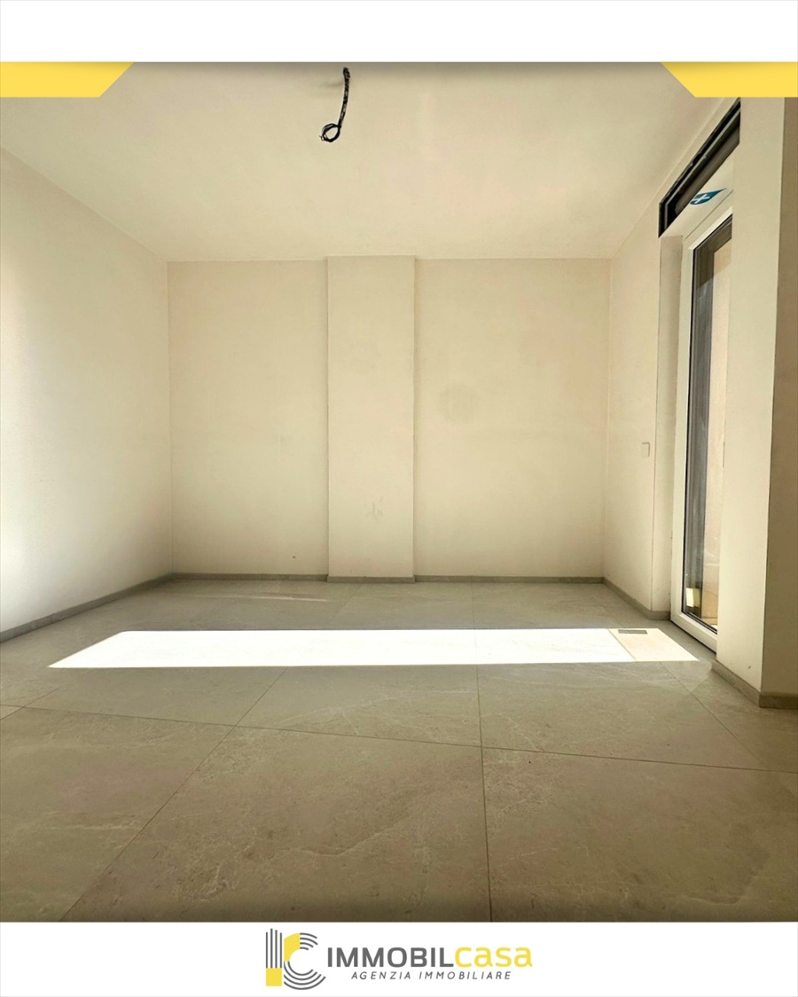 Trilocale con box, Altamura zona piazza zanardelli