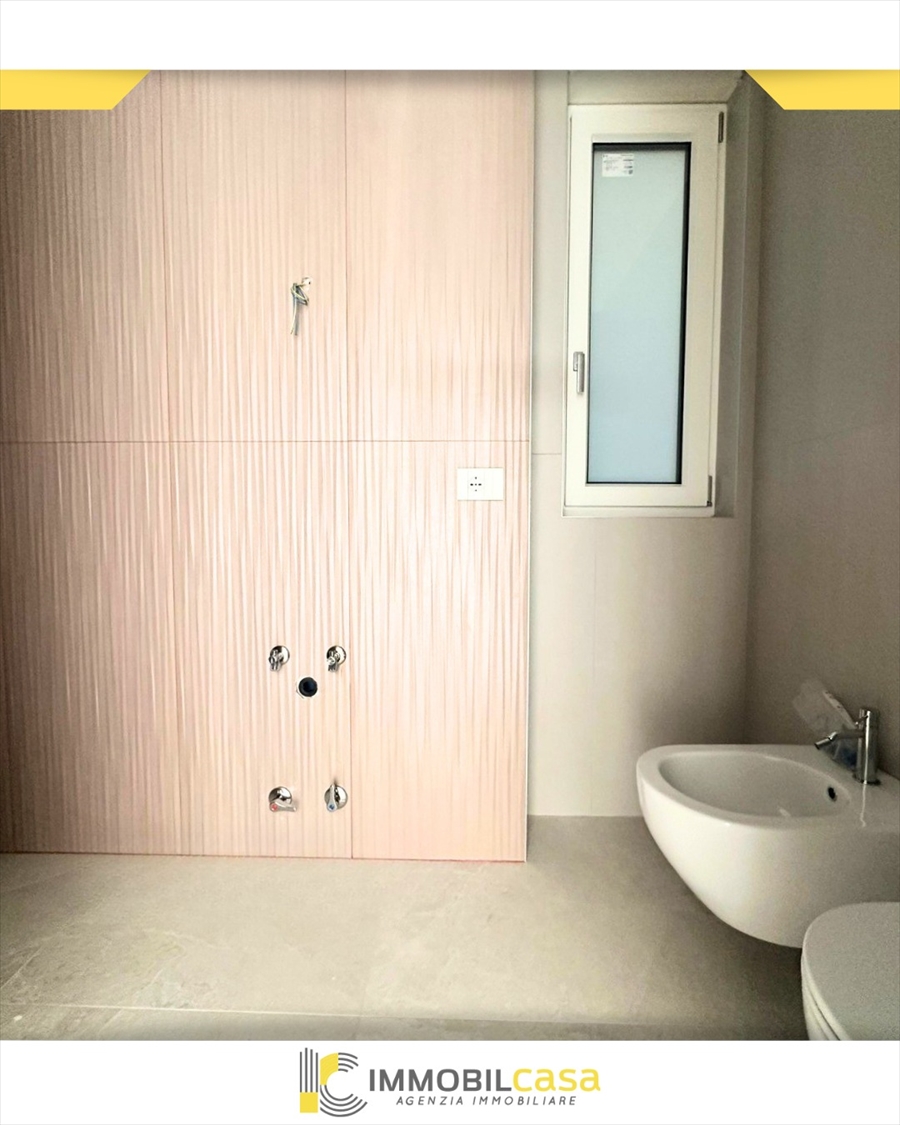 Trilocale con box, Altamura zona piazza zanardelli