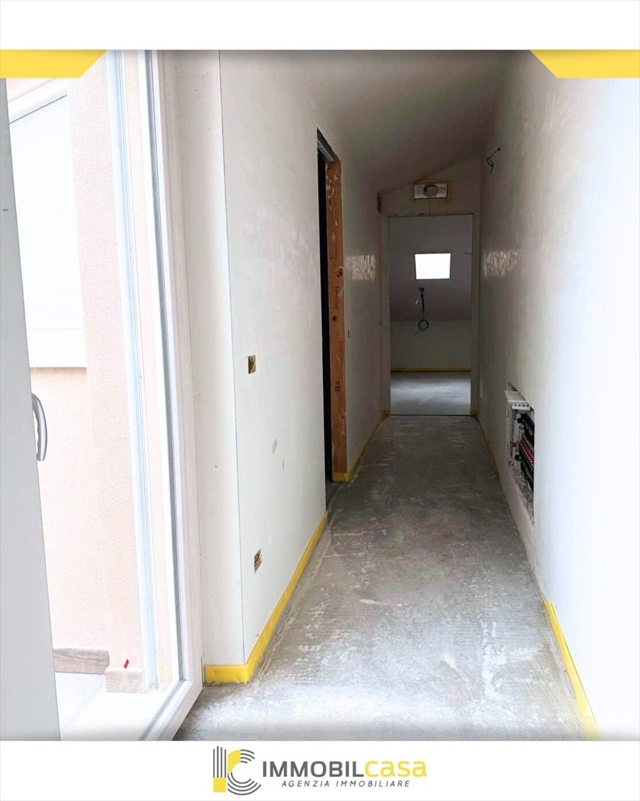 Attico nuovo, Altamura zona parco san giuliano