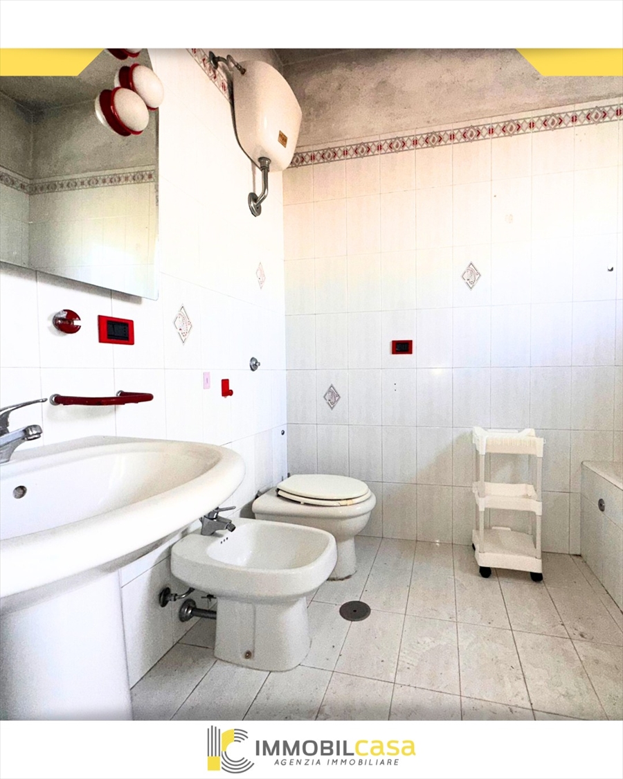 Casa indipendente da ristrutturare, Altamura zona viale martiri