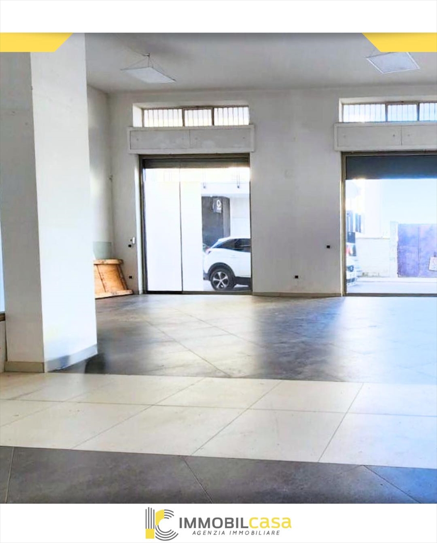 Locale commerciale in vendita, Altamura zona via fezzan