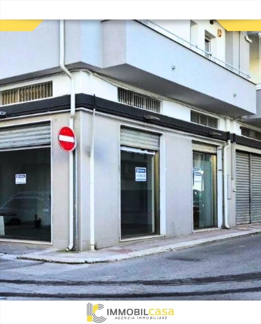 Locale commerciale in vendita, Altamura zona via fezzan