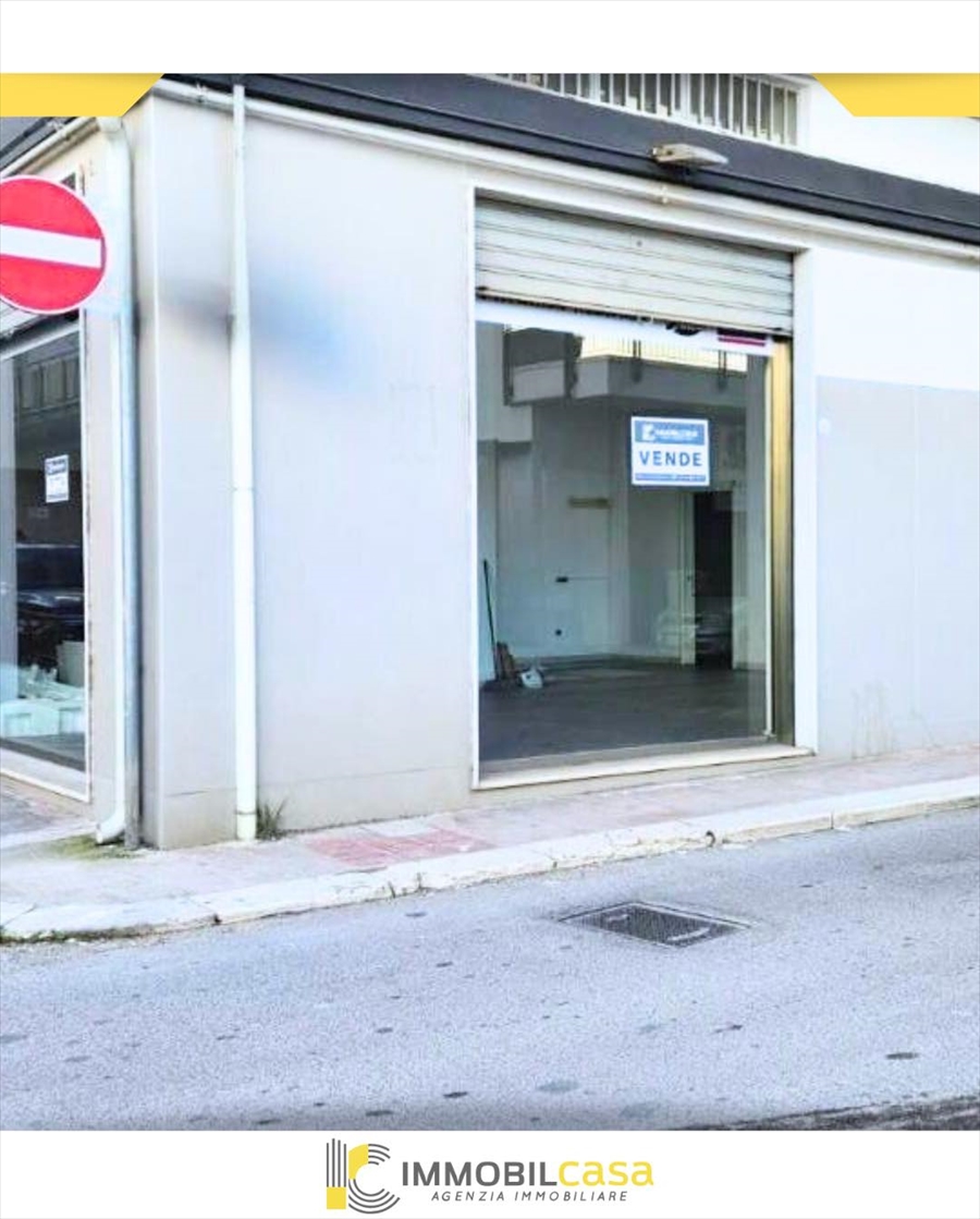 Locale commerciale in vendita, Altamura zona via fezzan