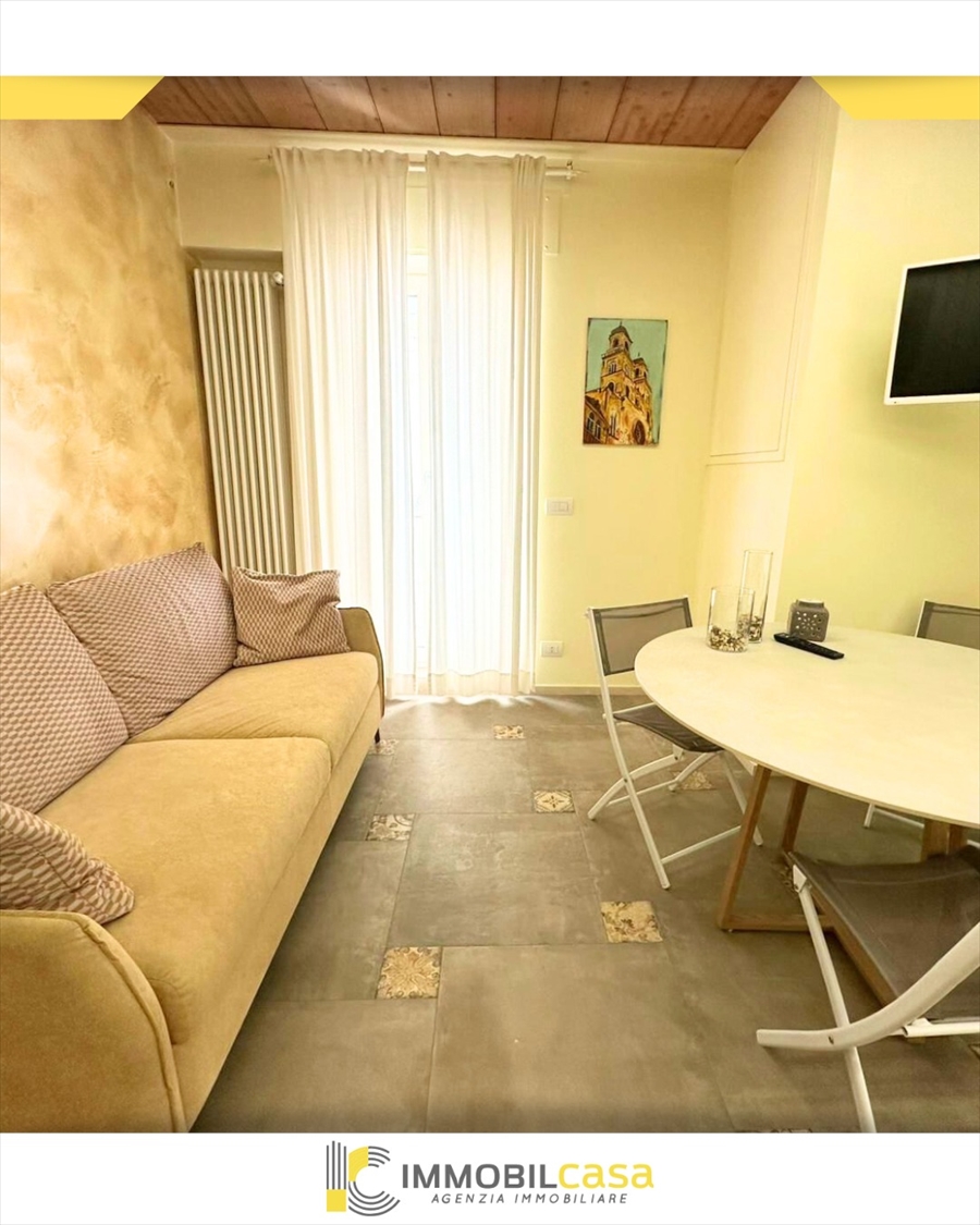 Casa indipendente ristrutturata, Altamura zona santa chiara