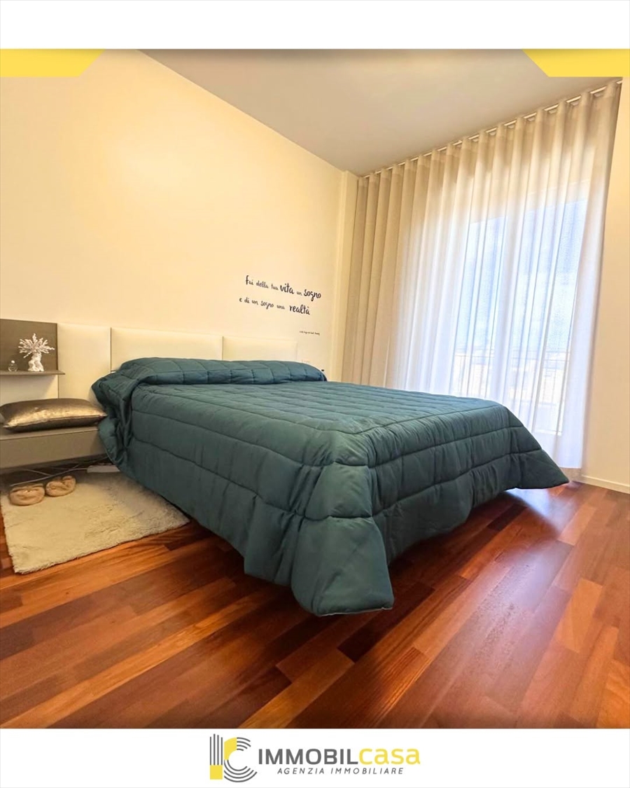 Villa con box, Altamura via bari