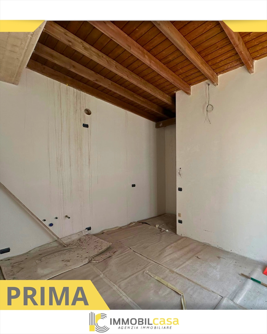 Casa indipendente in vendita, Altamura via manzoni