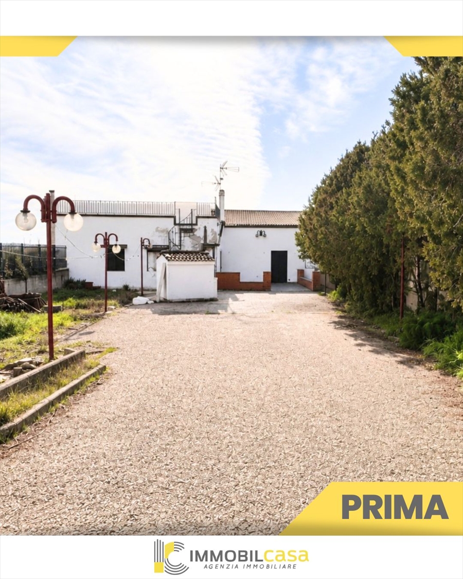 Casa indipendente con giardino, Altamura via santeramo