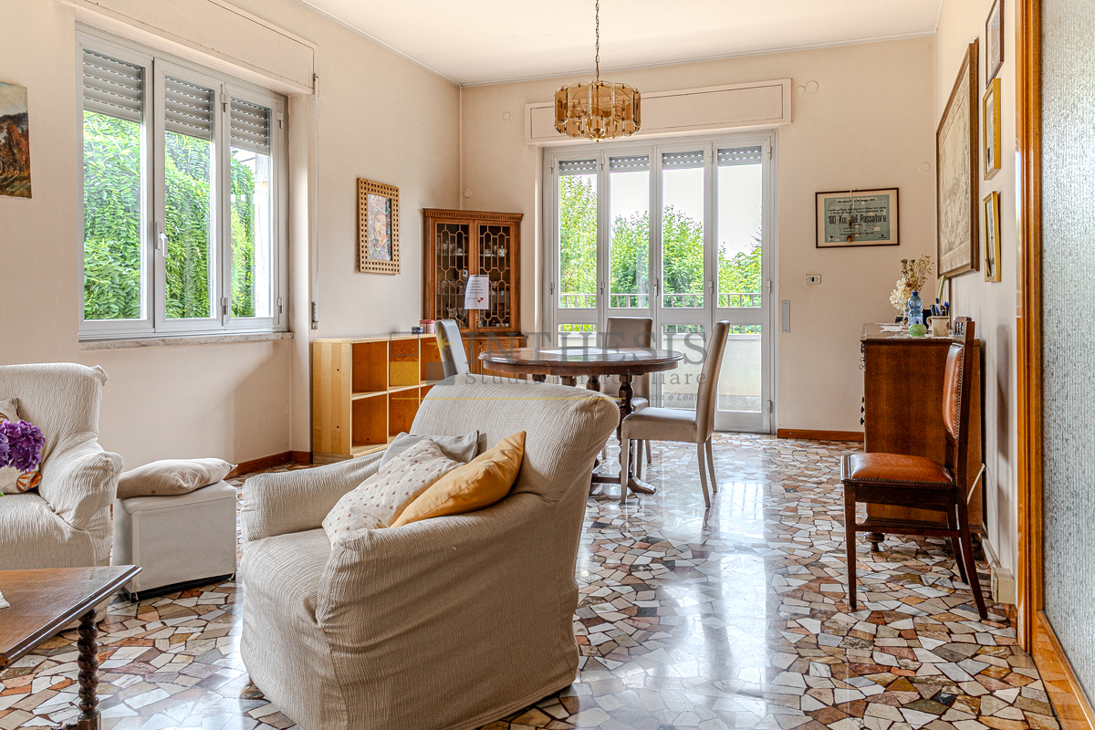 Casa indipendente con giardino in via tintoretto 2, Besana in Brianza