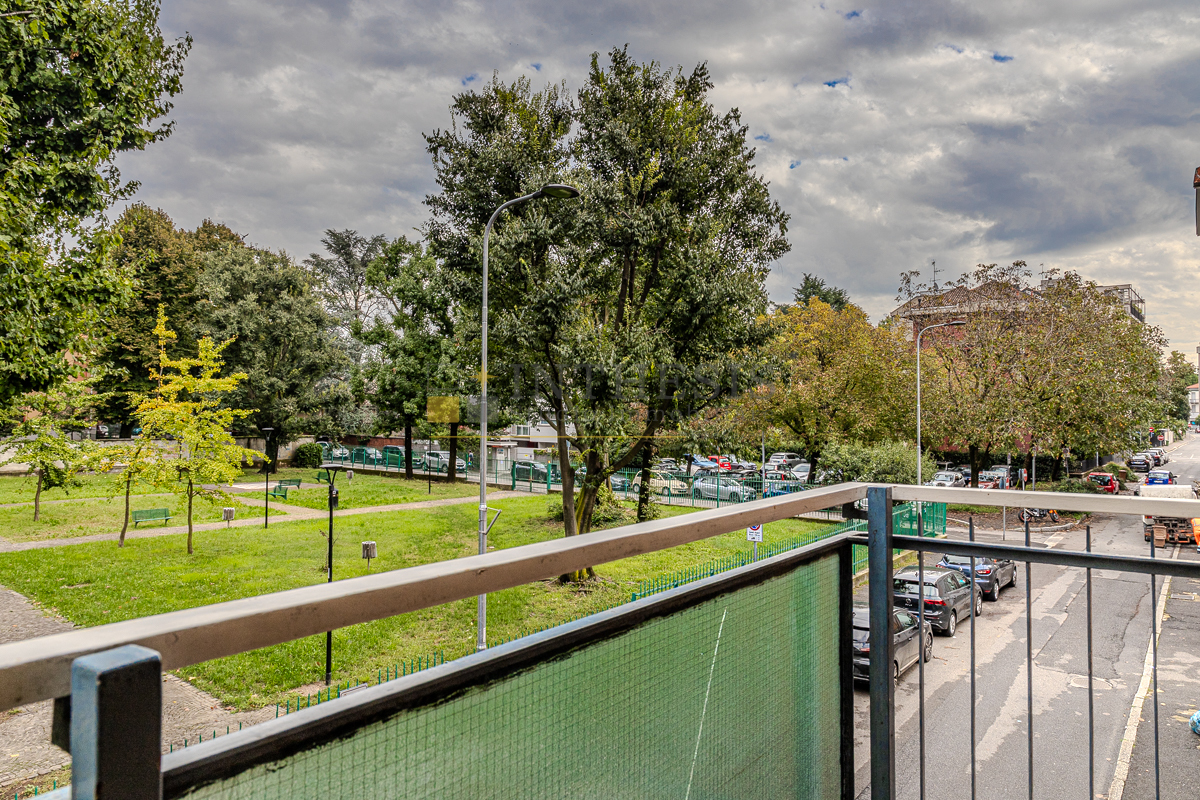 Bilocale in vendita in via fratelli cervi 35, Desio
