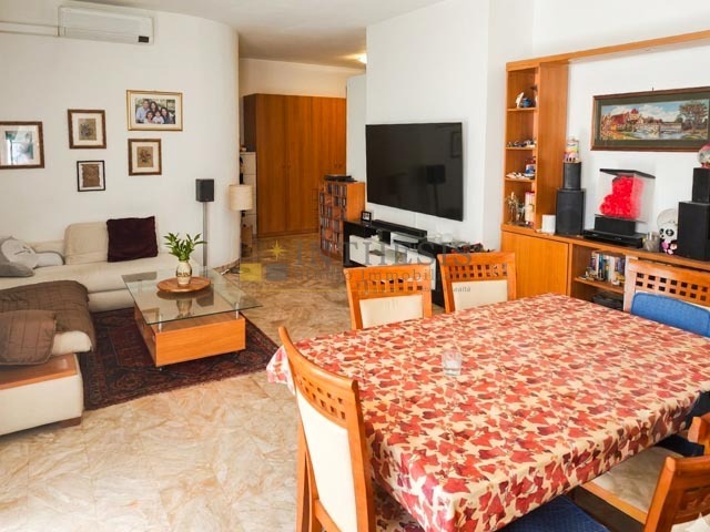 Quadrilocale con giardino a Sesto San Giovanni