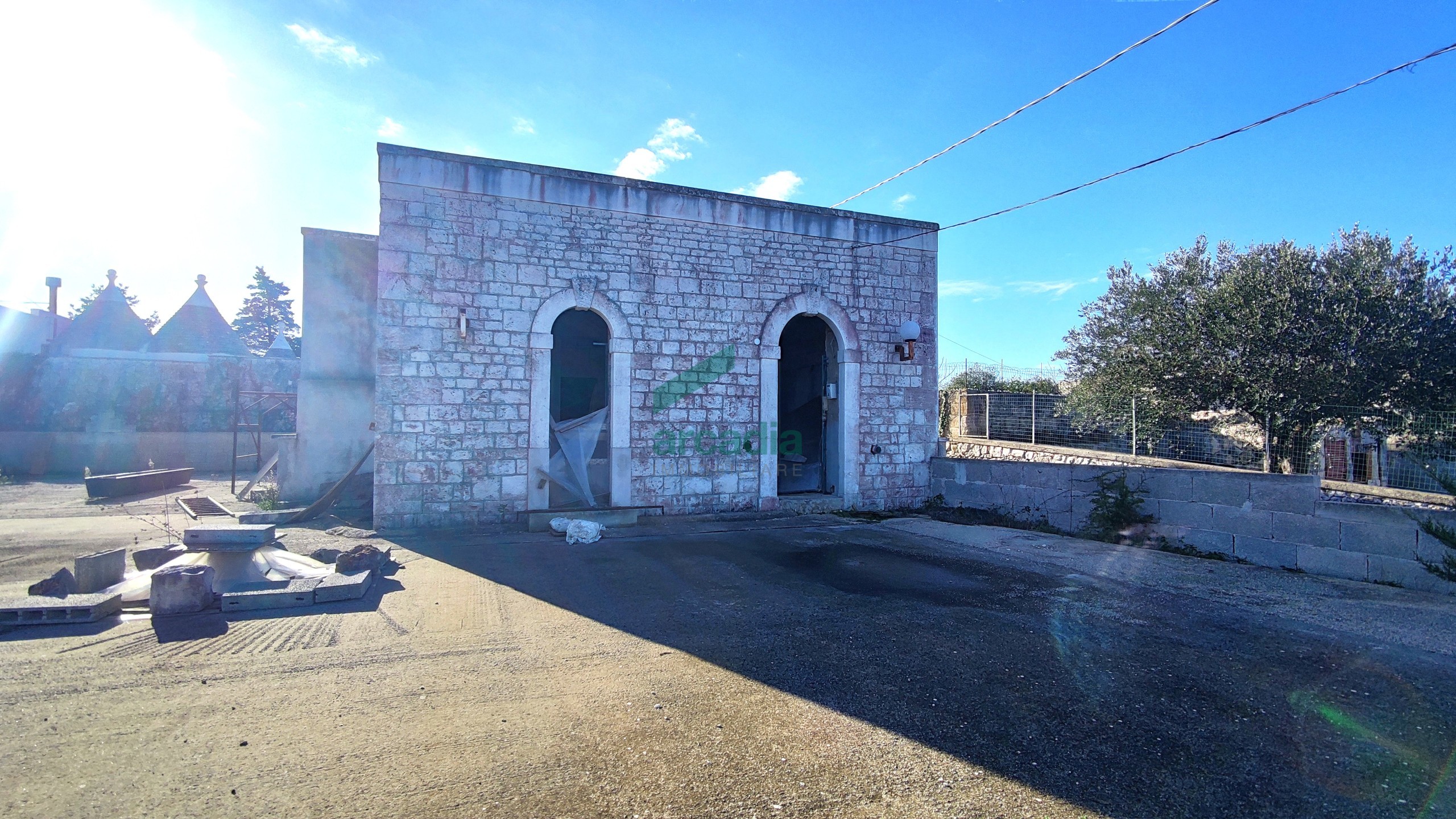 Casa indipendente con giardino in ex strada statale per putignano 133, Noci