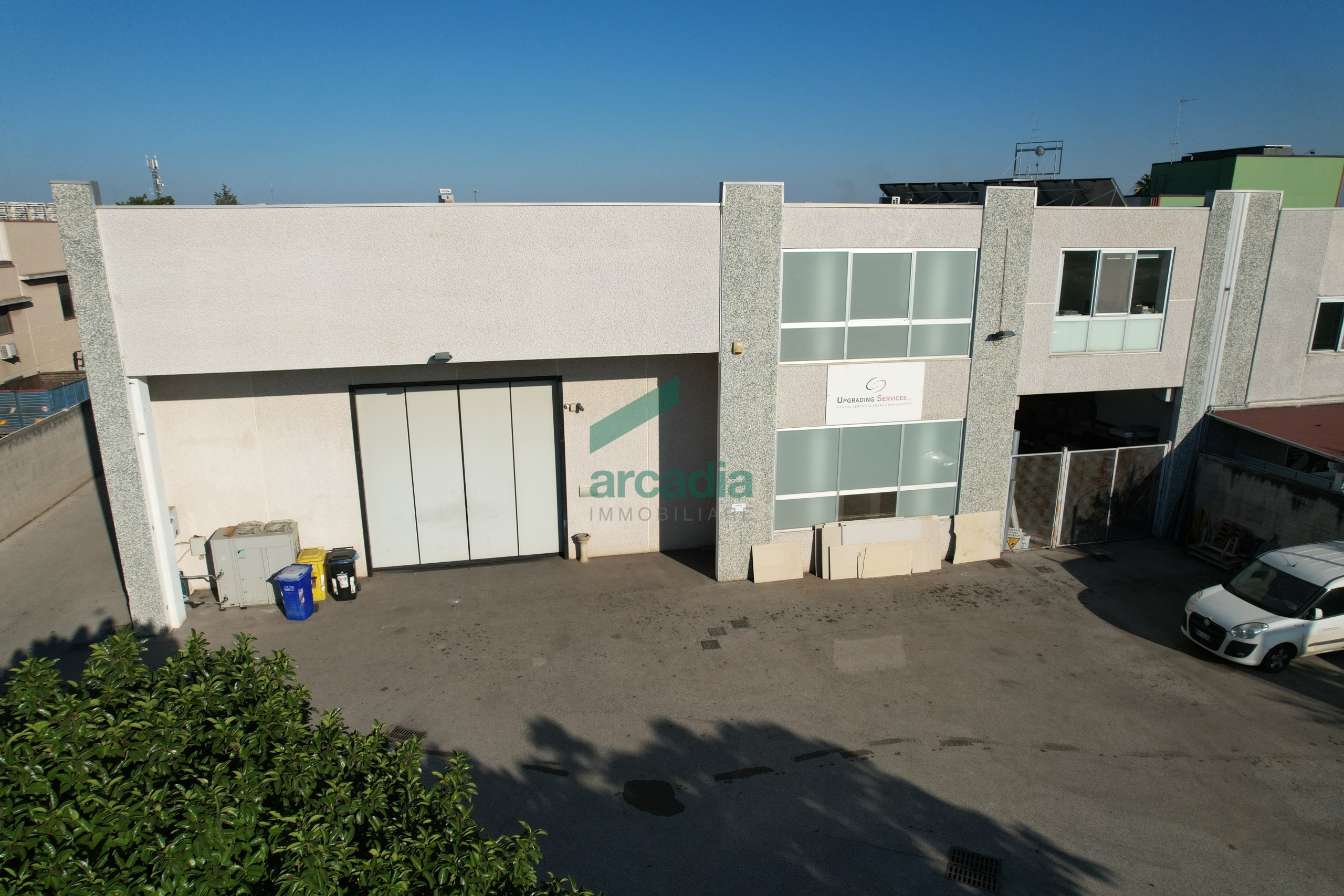 Capannone in affitto in via vincenzo aulisio 47, Bari